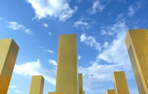 Heinz Mack Skulptur Sky over nine columns
