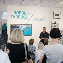 Ausstellungseröffnung "Norbert Tadeusz. Wirklichkeit und Illusion", Galerie Breckner, Düsseldorf, 31. August 2019 | Foto: Jack Kulcke
