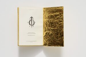Ai Weiwei Umanita 2019 signiertes Buch im Format 17 x 12 cm. Erschienen in einer Auflage von 200 Exemplaren