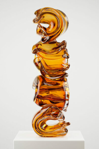 Tony Cragg Curl Amber Skulptur Glas