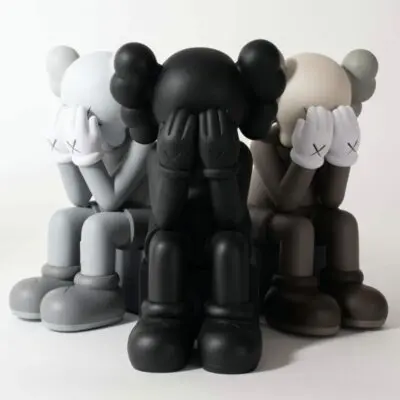KAWS Passing Through Skulpturen 2018