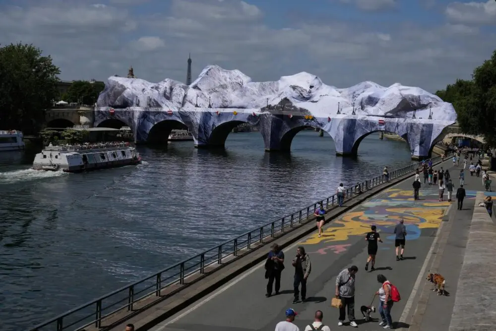 JR Paris Pont Neuf